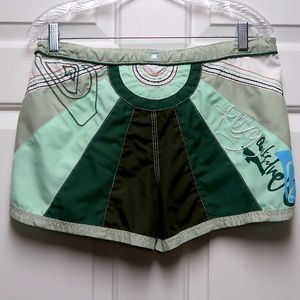 ROXY Quicksilver Women’s Green White Surf Shorts Size 13 Juniors